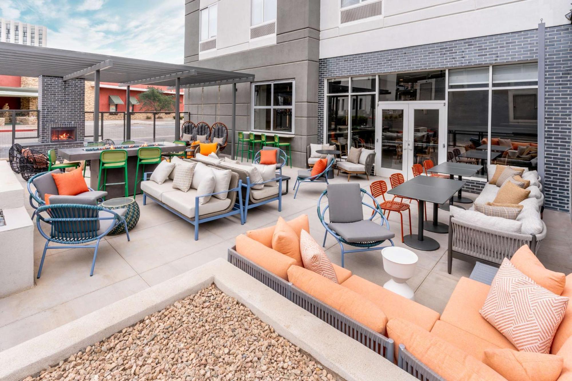 Hilton Garden Inn Albuquerque Uptown Extérieur photo
